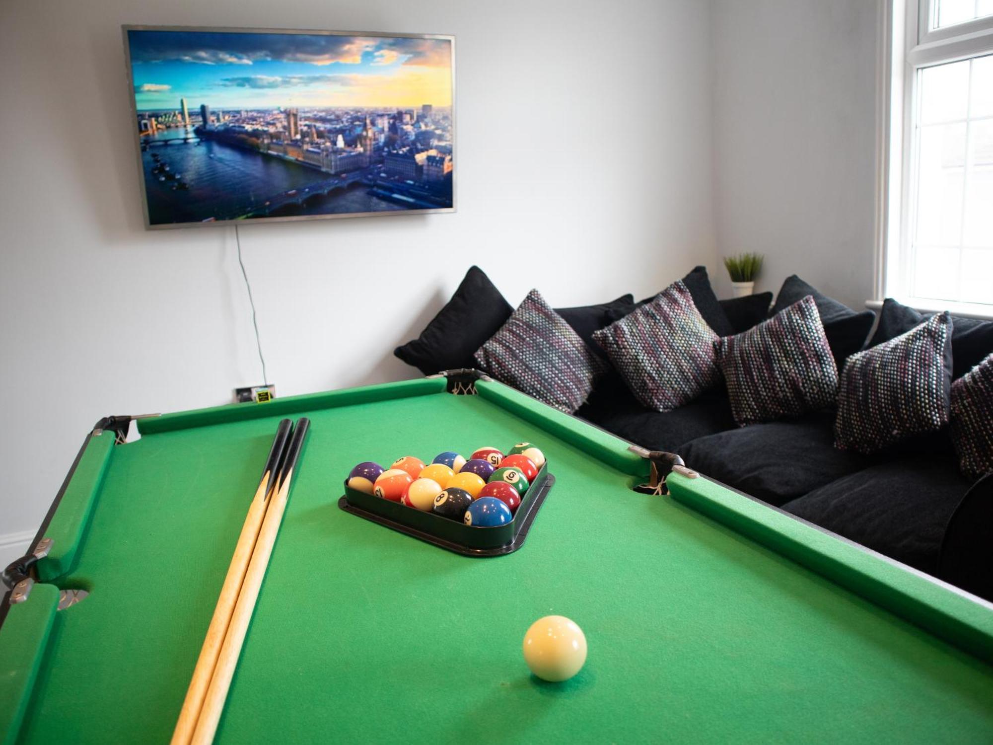 크로이던 Bright Private Terrace - Free Private Parking - Tv - Wifi - Netflix 아파트 외부 사진
